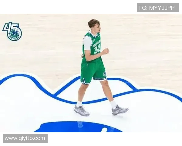 基德:弗拉格的罚球命中率很高 学会站上罚球线也是种能力